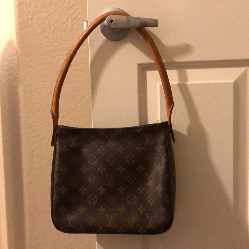Authentic Louis Vuitton looping bag